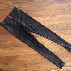 Spanx faux leather look leggings